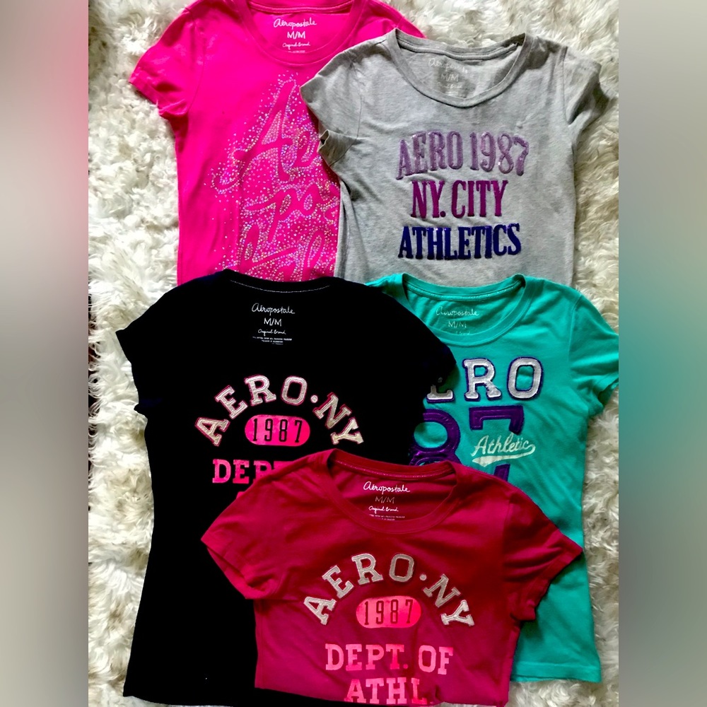 5 Girls/ Woman’s Aeropostale T-shirts lot
